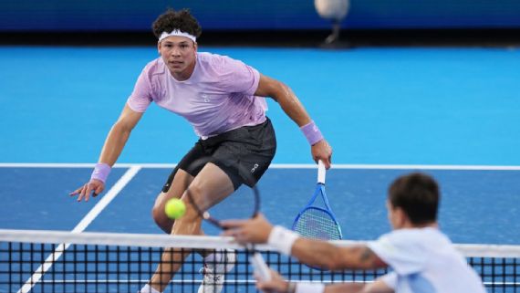 El gran gesto de Shelton hacia Ugo Carabelli tras su retiro por lesión en el Masters 1000 de Cincinnati